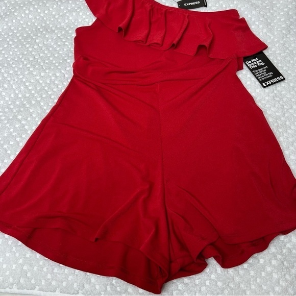 NWT. Express one shoulder romper - Picture 6 of 6